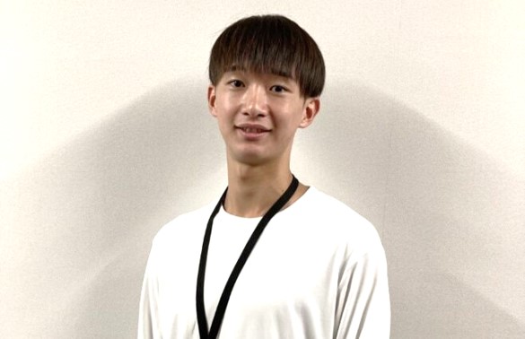 仕事中の井上選手2